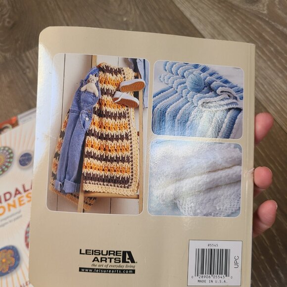 Bundle of Crafting Hobby Books: Crochet, Painted Rocks, Fabric Flowers, Jewelry - Picture 11 of 13